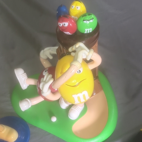 M&M'S Vibrant Character Playset with Phone - Picture 5 of 7